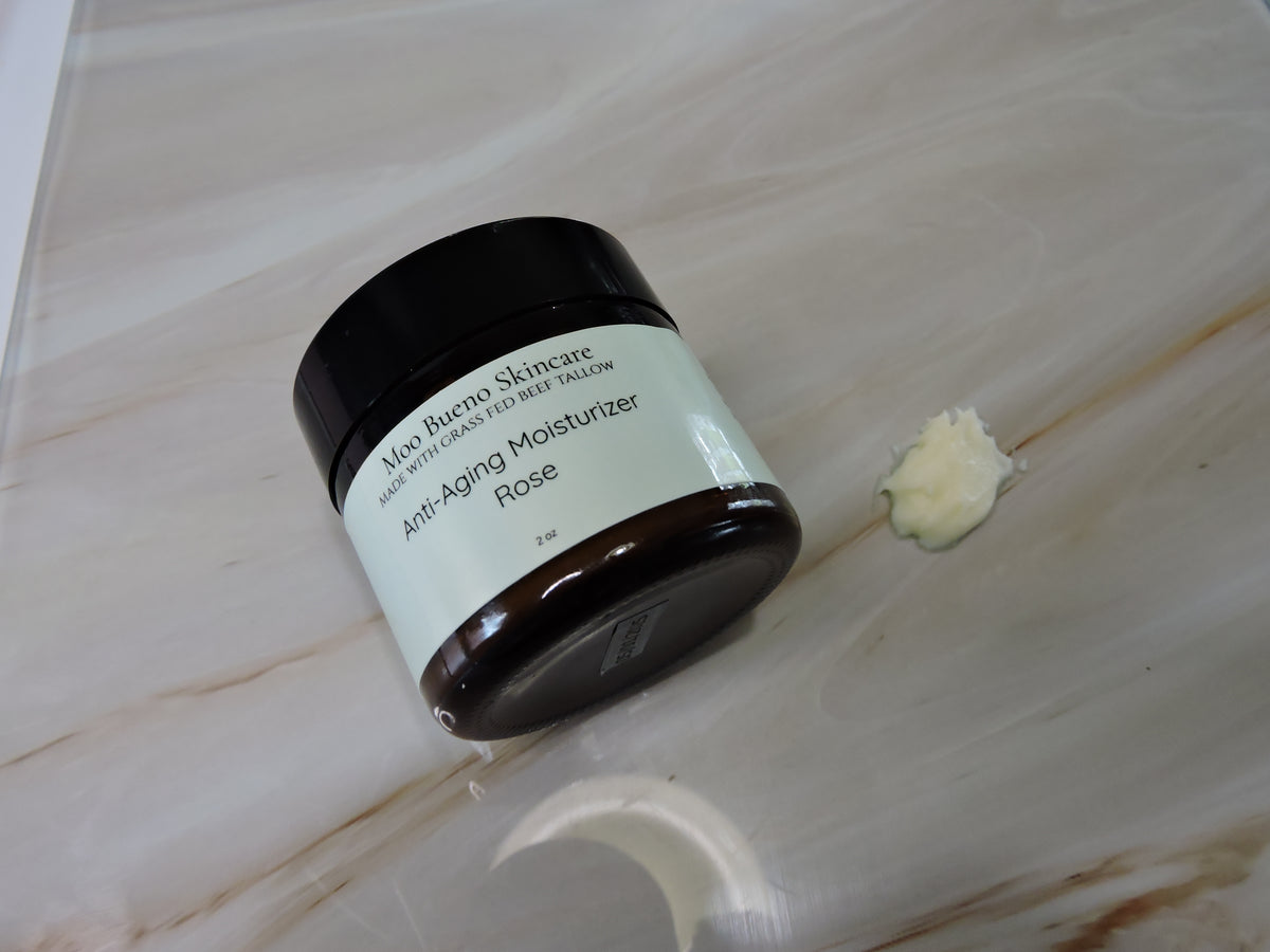 Moo Bueno Anti-Aging Moisturizer Rose texture