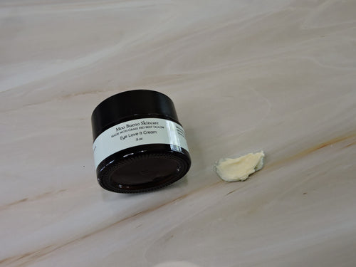 Moo Bueno Eye Love It cream texture