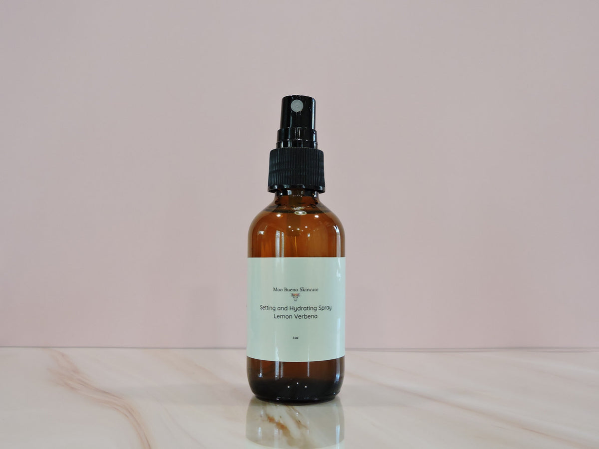 Moo Bueno Hydrating Setting Spray scents